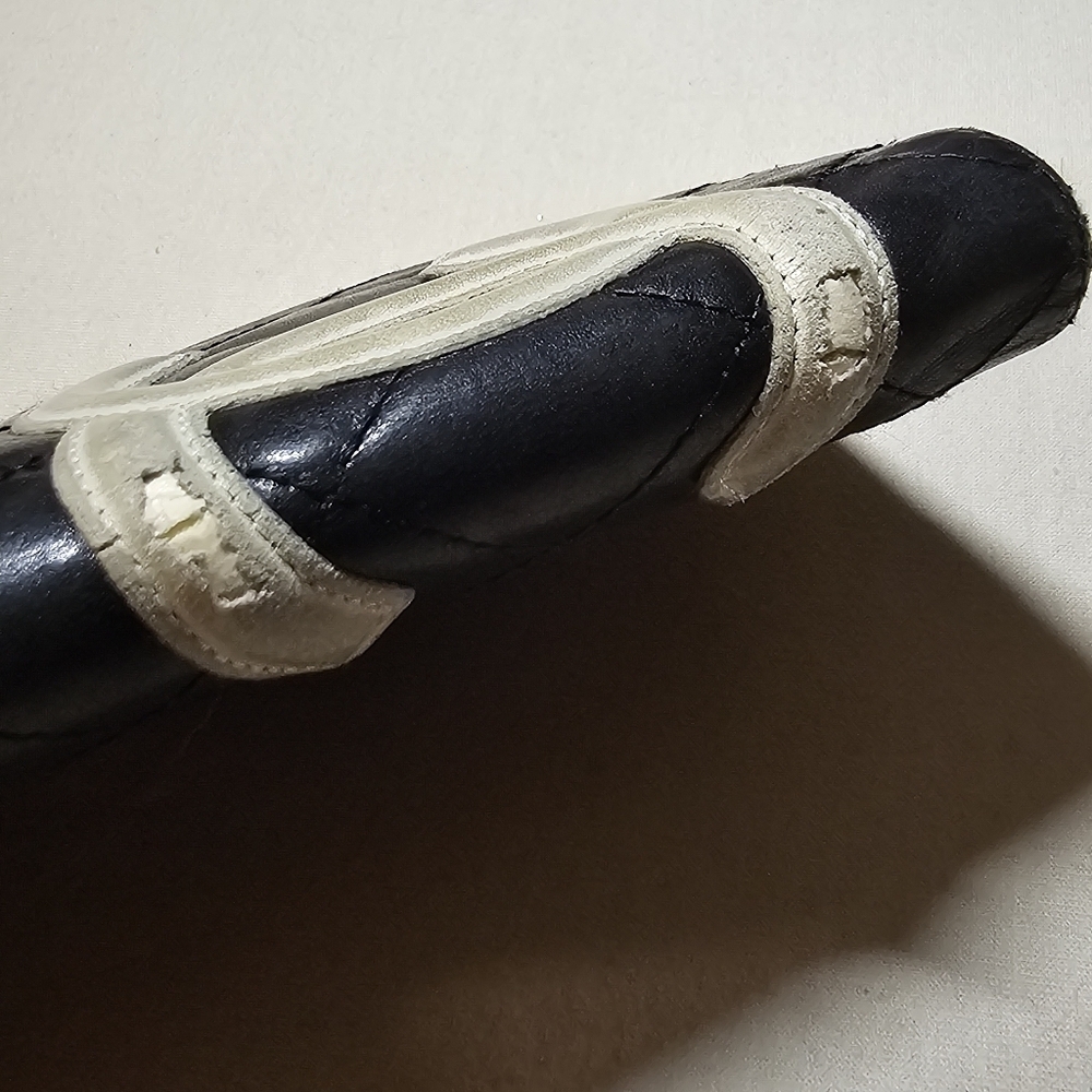 Chanel Authentic Black Quilted Leather White C Logo Continental Wallet Need Love - Picture 2 of 16